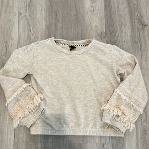Cropped Tassel top!